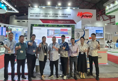 英博智储闪耀2025印尼雅加达太阳能展，展示多元能源产品